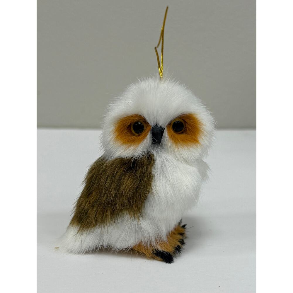 Furry Owl Ornament. KK572